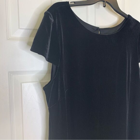 JH Classic Black Dress Size 18 Cap Sleeves - Picture 5 of 11